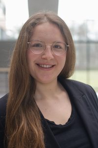 Portrait picture of Jule Baur